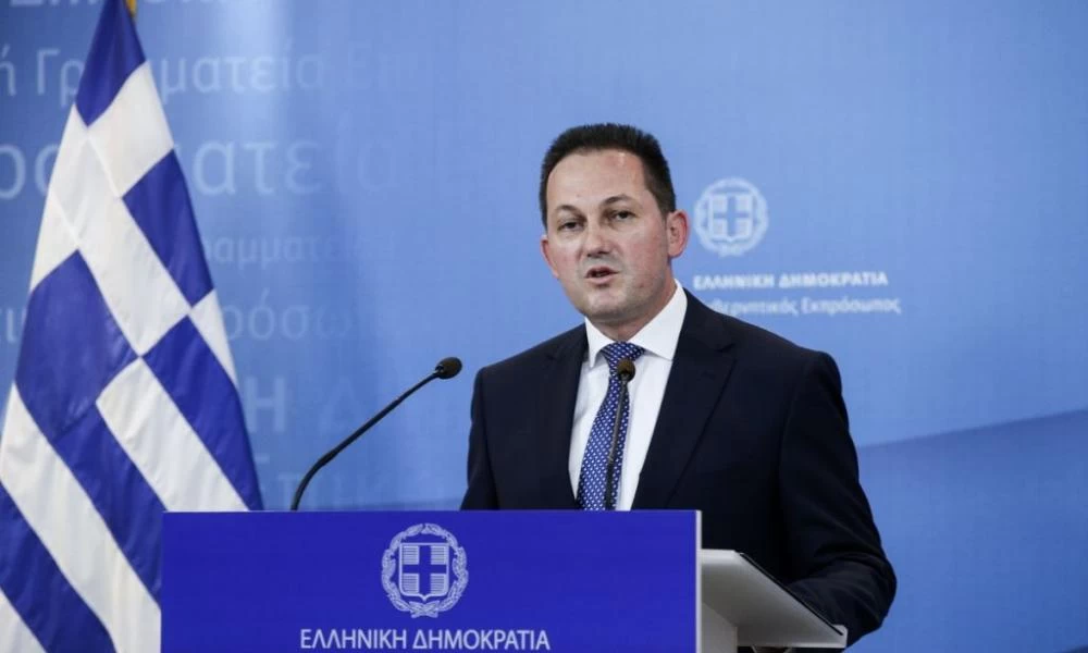 Πέτσας: ''Φέτος δεν θα κάνουμε Πάσχα στο χωριό'' - ''Δεν θα πάμε στις εκκλησίες''